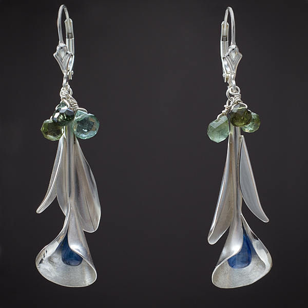 Calla Lily Earrings